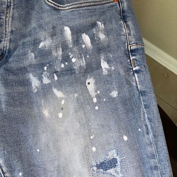 LIKE NEW Men’s purple Jeans - Picture 3 of 13